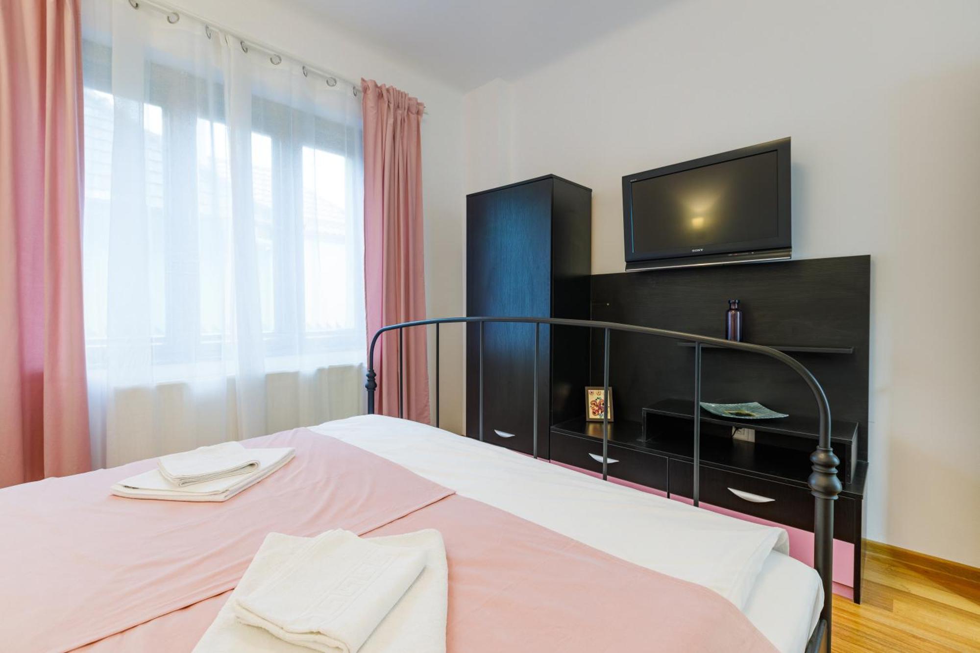 Apartament Modern Braşov Buitenkant foto
